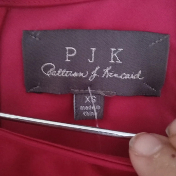 Patterson J. Kincaid Dark Hot Magenta Peplum Blouse Lambs Leather Detail Size XS - Picture 6 of 7